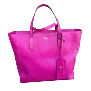 Michael Kors Sinclair Large Pebbled Lesbian EW Grab Tote Wild Berry